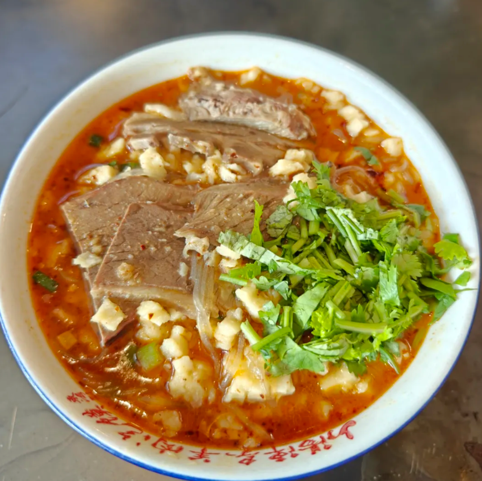 即将通高铁！几乎无攻略的冷门小城，碳水比西安地道，靠美食也该火了！