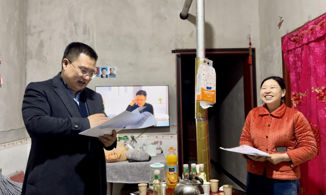 我所刘霄峰律师星夜下乡慰问贫困当事人