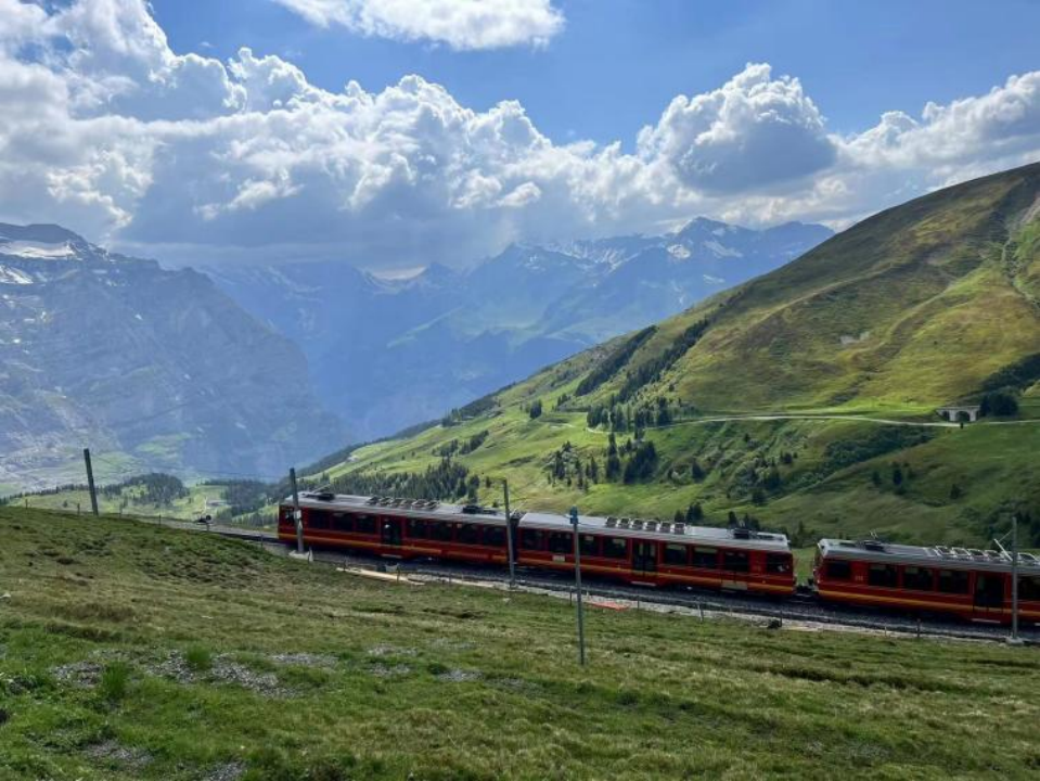 亲测！瑞士少女峰地区全新玩儿法！