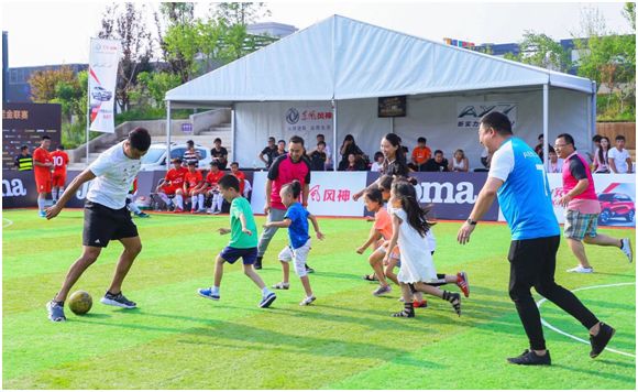 照亮中国足球未来？金志扬对这家车企道了一声感谢