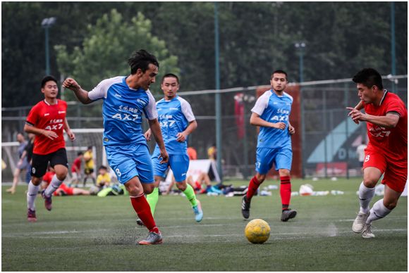 照亮中国足球未来？金志扬对这家车企道了一声感谢