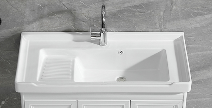 柜选浴室材质好比较好的品牌_浴室柜子什么材质好_浴室柜选什么材质的比较好