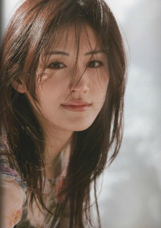 日本高颜值女神汇-滨边美波气场压制?