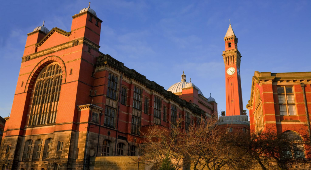 inews报道称,中国大使在去年参观校园时,会见了多所英国大学负责人,但