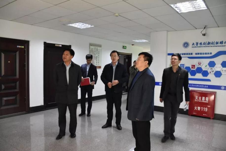 长春创业项目合伙人_4人合伙创业股权分配_实体创业合伙股权分配