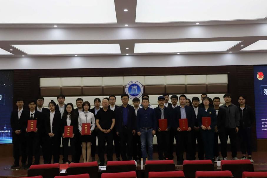 实体创业合伙股权分配_4人合伙创业股权分配_长春创业项目合伙人