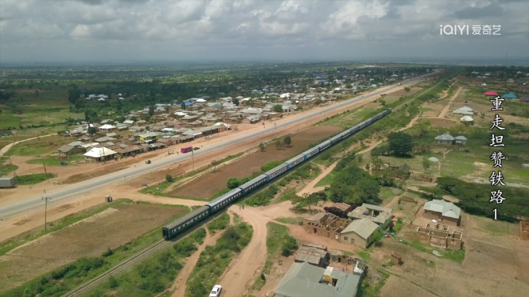坦赞铁路是迄今为止中国最大的援外成套项目之一,也是中非友谊最有力