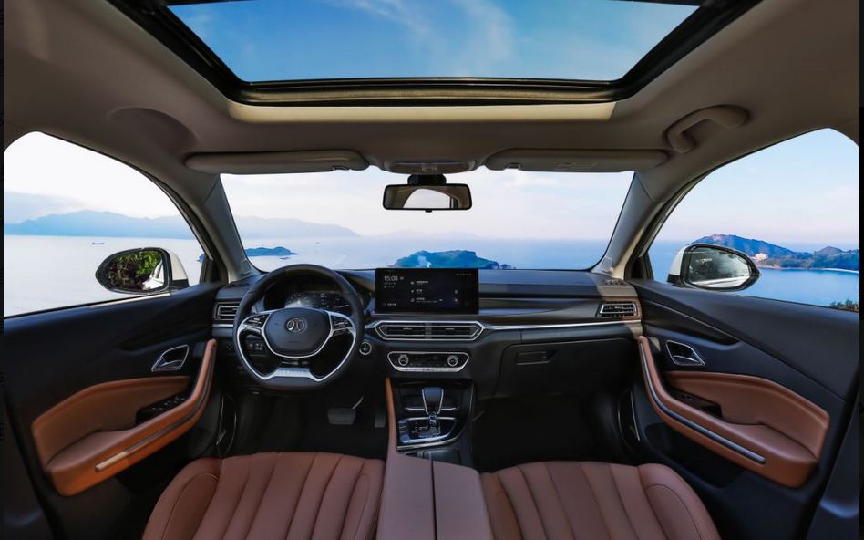 確認過眼神，國民賓士C紳寶智行是AI大格局的人 汽車 第8張