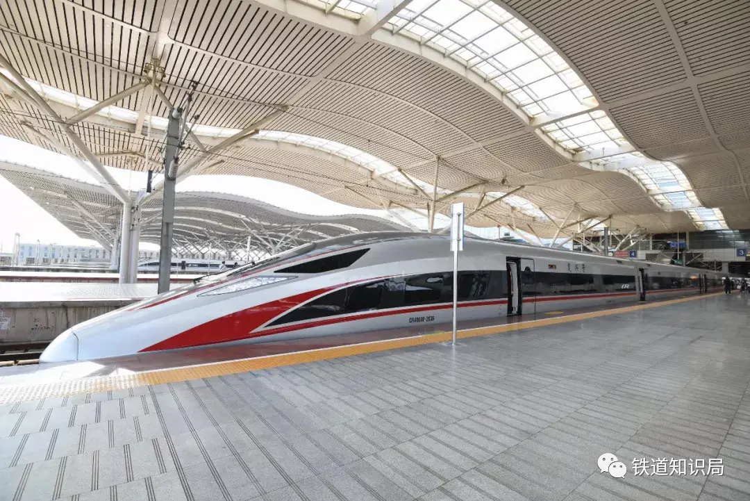 全国高铁网车次密度示意图| 2023年7月