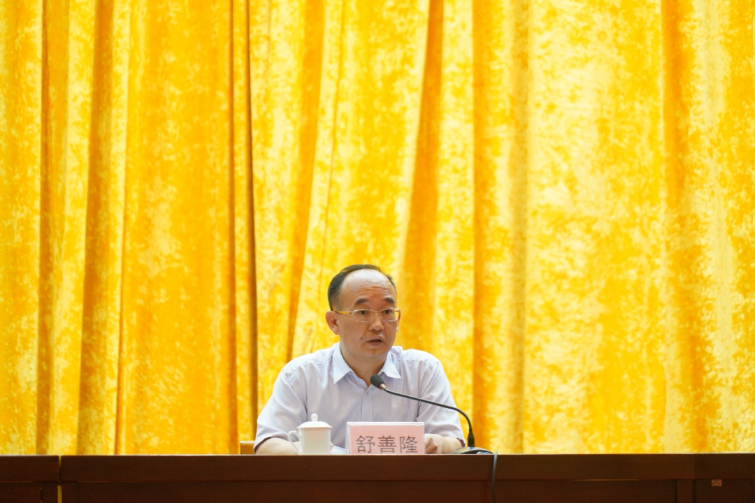 兴宁区召开争创全国文明典范城市国家卫生城市标准化规范化工作会