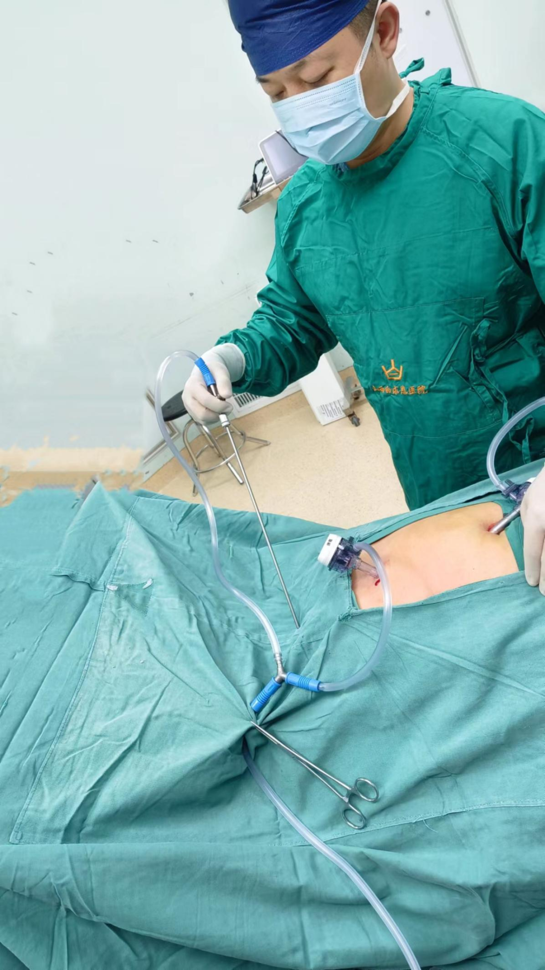 手术吸引器怎么使用手术室护士自制腹腔镜手术烟雾排除装置，烟雾退退退~_https://www.jmylbn.com_新闻资讯_第4张