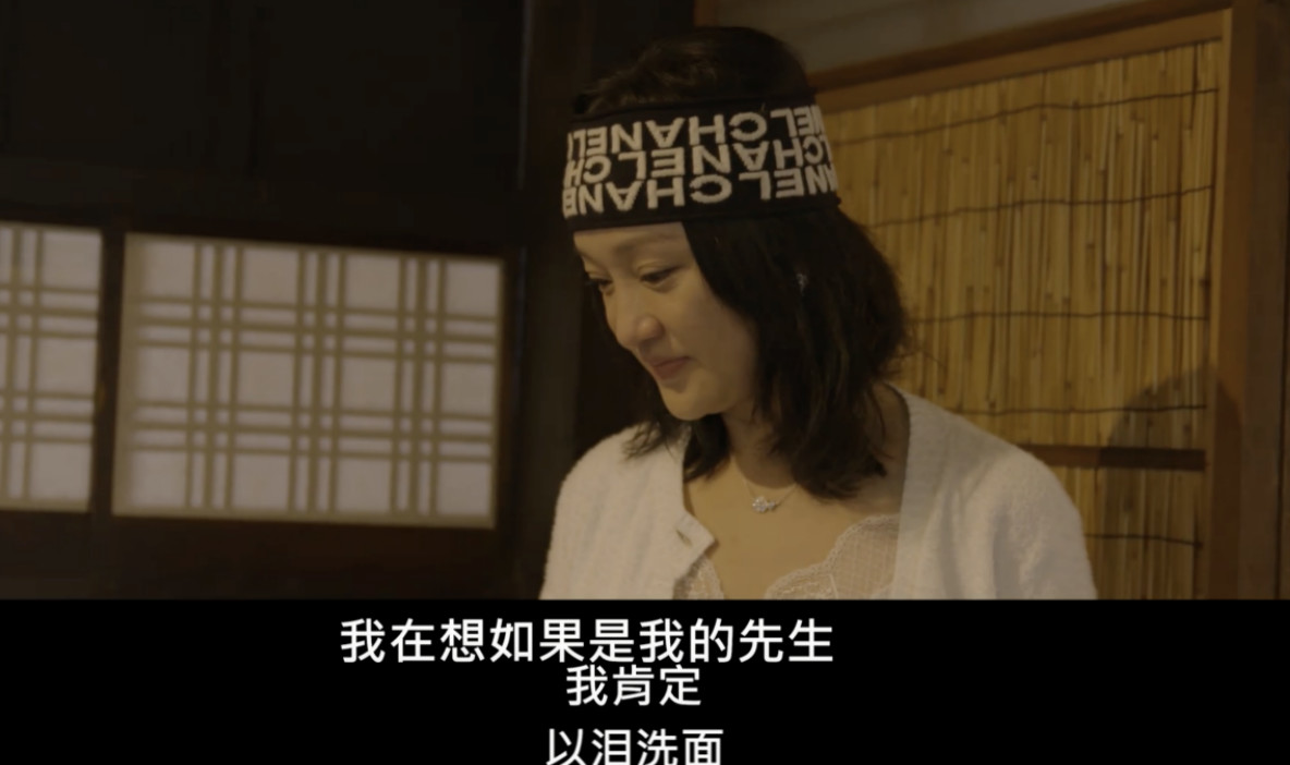 周迅首度谈婚姻：我相信爱情，但为什么还是没有安全感