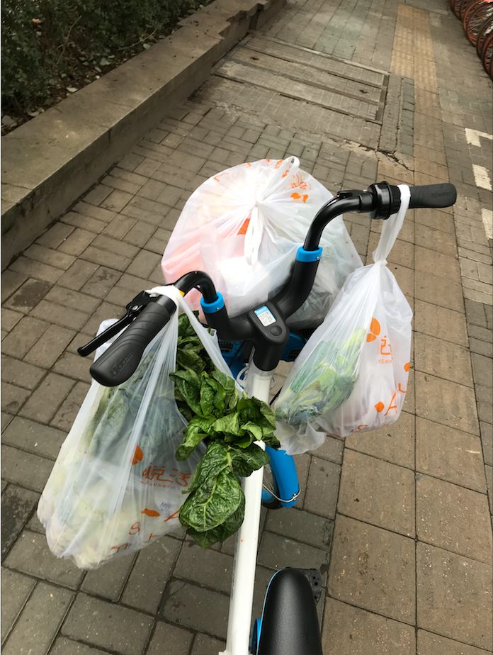 【深读】武汉90后临时外卖员：我多跑一单，就减少一个家庭感染的可能（组图） - 7