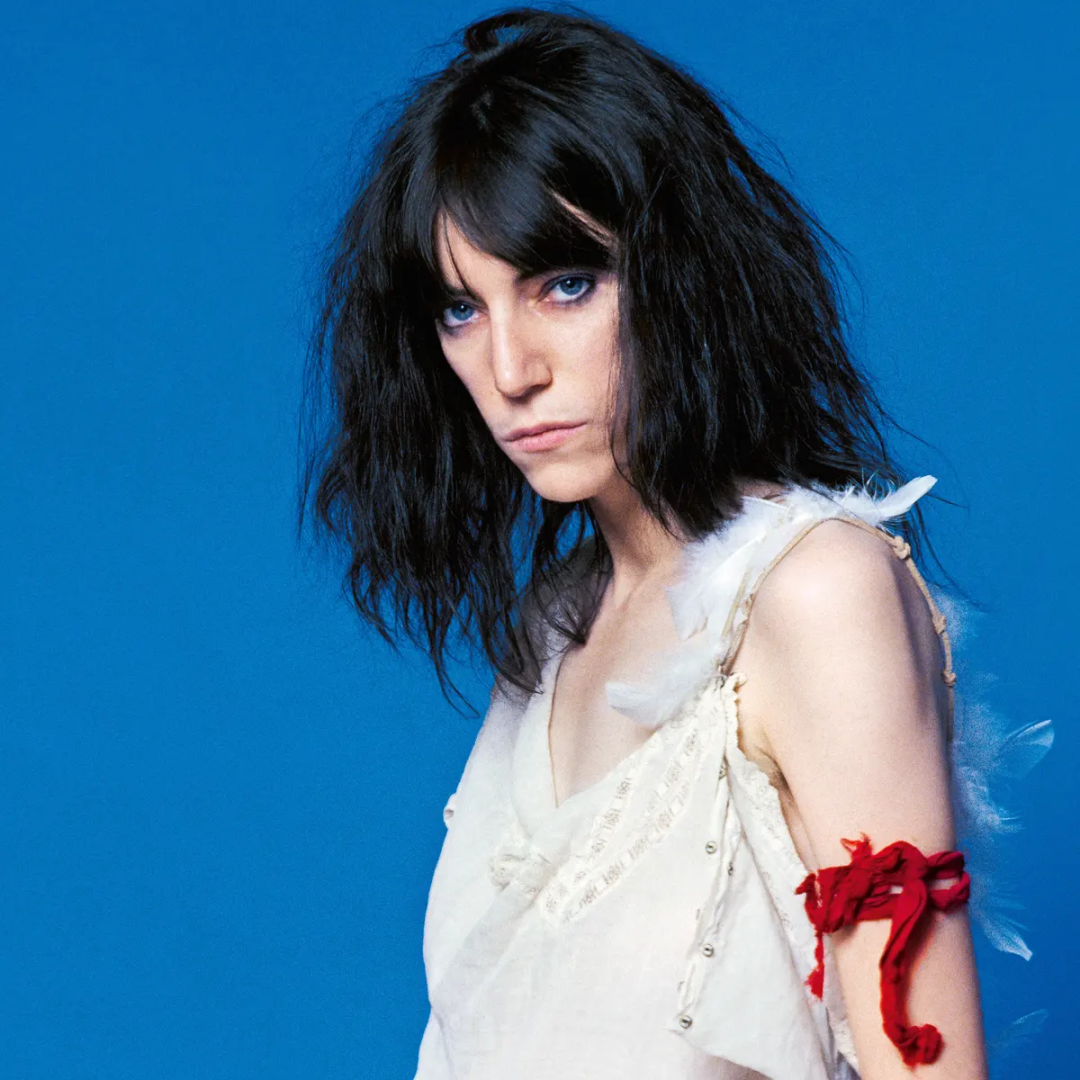 快80岁的她即使不刷屏今天也值得我们认识