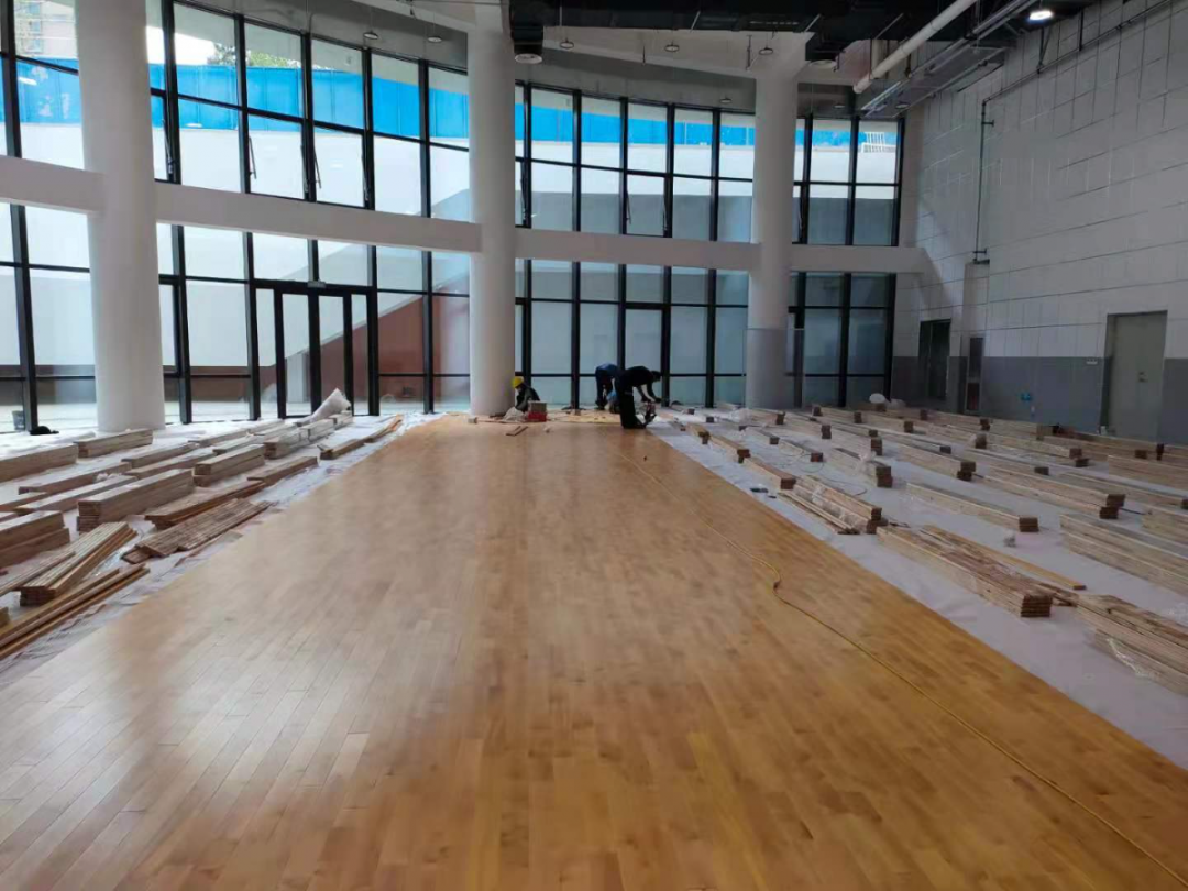 枫木运动木地板造价_枫木地板_篮球馆枫木地板