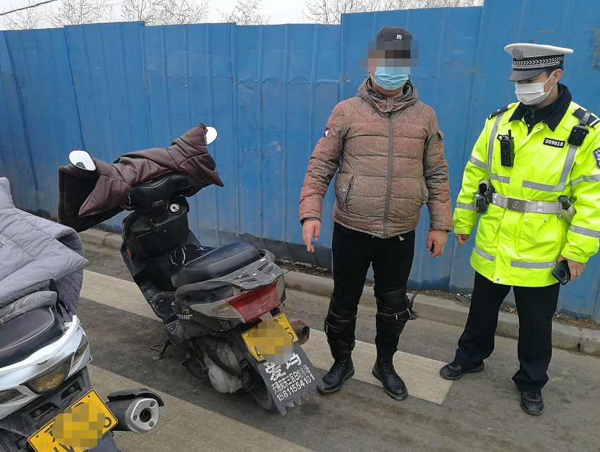 一小时查四起、拘了仨!北京警方:将针对摩托车开展专项执法-微信头条网 一小时查四起、拘了仨!北京警方:将针对摩托车开展专项执法
