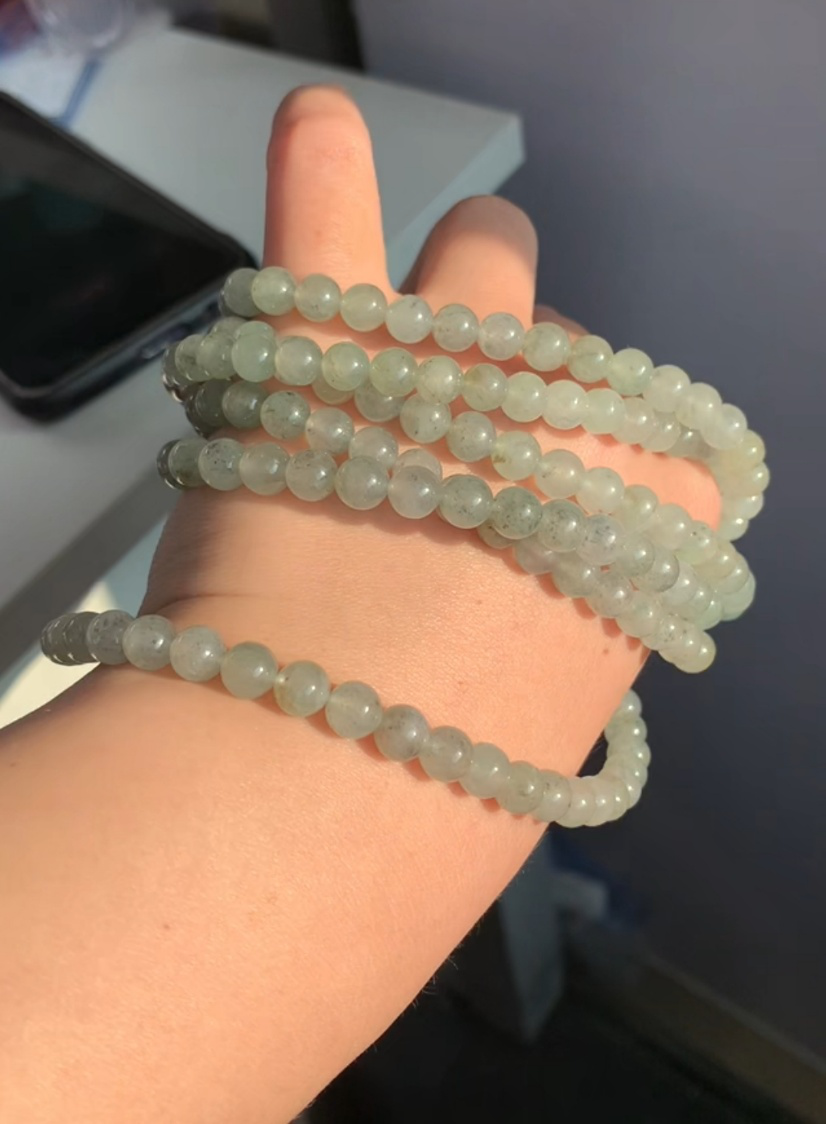 黑冰和黑冰乌鸡翡翠虽两字之差，价格却天差地别！