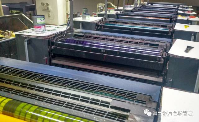 “X”CMYK扩色域印刷浅析