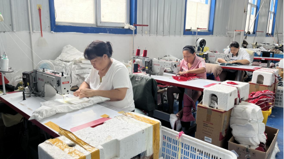 河北盐山：闲置土地“活”起来 巧手妇女“富”起来_fororder_河北盐山：闲置土地“活”起来 巧手妇女“富”起来473