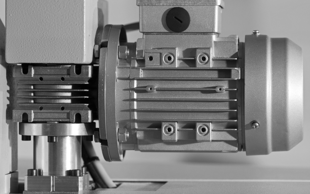 伺服和步進電機運行產生位置偏差的原因分析的圖1