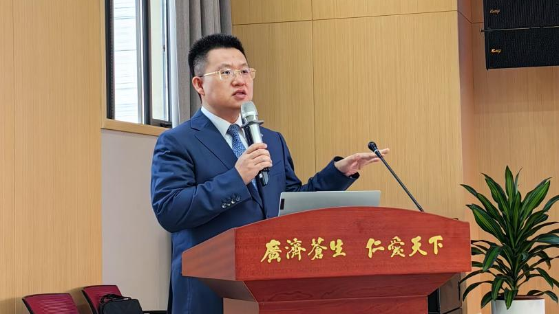 刘霄峰律师受邀为西安市人民医院（西安市第四医院）开展法律培训