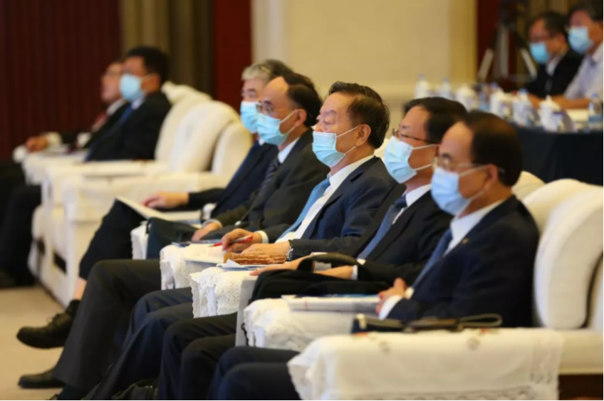 我國制造業如何避免向海外大規模轉移？的圖1