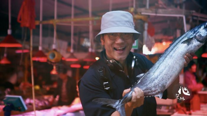 2018.12.4 今晚纪录片丨《此心安处--崔各庄纪事》：马术与艺术、创新与传承！563.png