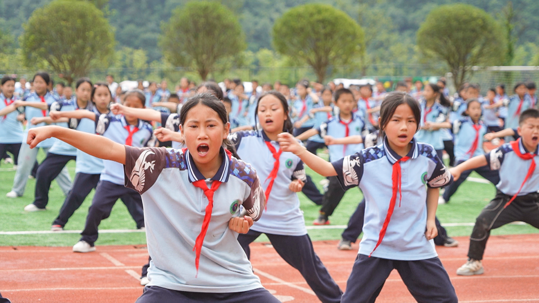【幸福成长】福泉市仙桥中心小学:多彩大课间 欢乐满校园