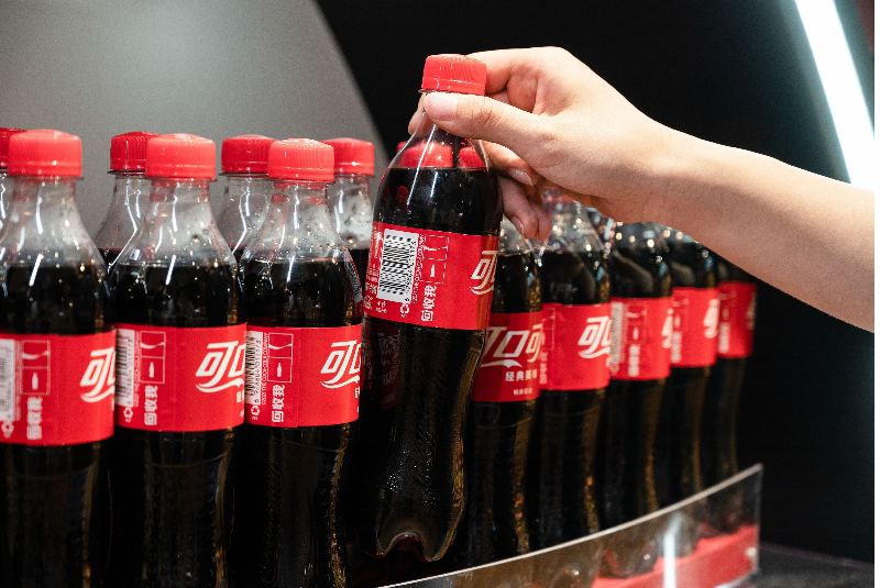 可口可乐变样了！中国市场官宣新包装