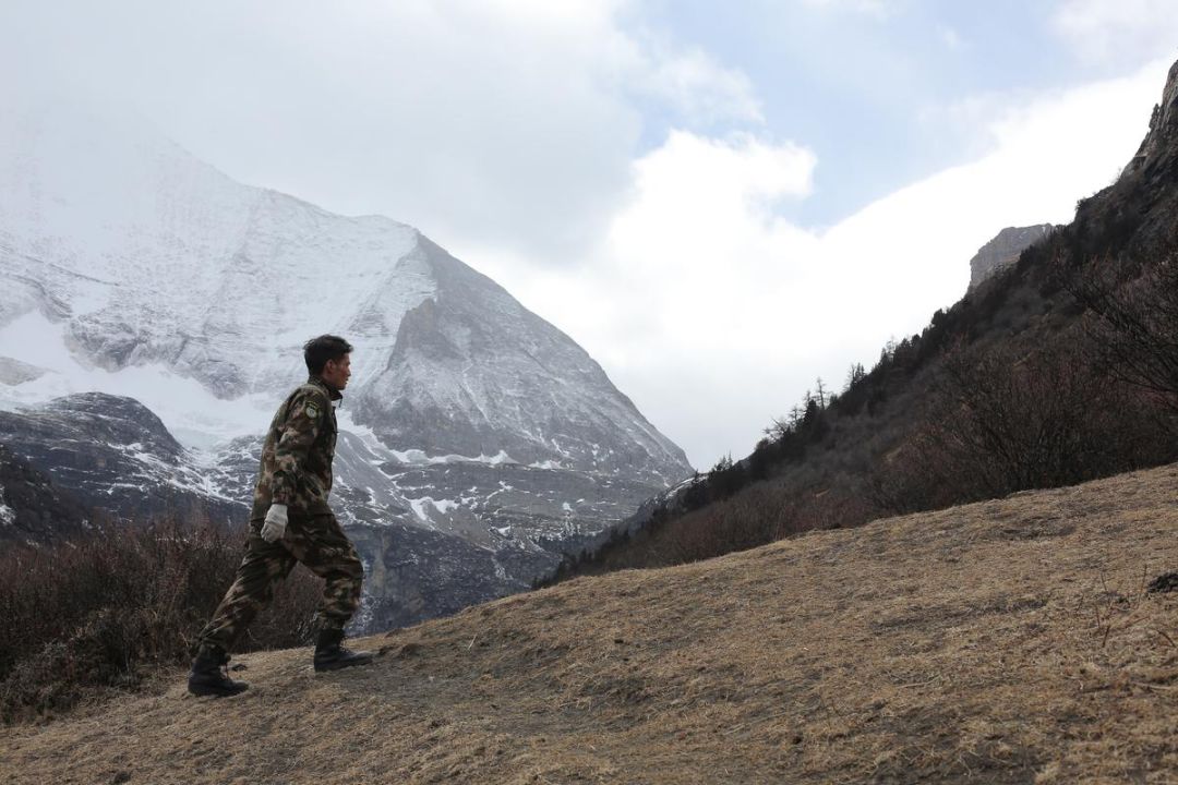 我是四郎貢布，我在稻城亞丁看你們的世界 旅遊 第4張