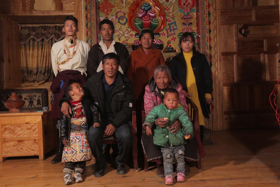 我是四郎貢布，我在稻城亞丁看你們的世界 旅遊 第3張