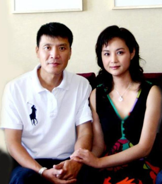 演员刘之冰:送继女出嫁时心疼得流泪,她就是我的亲女儿-娱乐蜜语-八卦