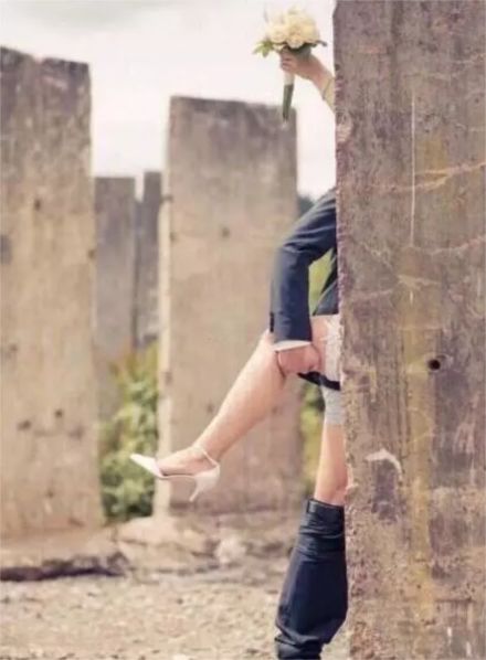 这创意婚纱照拍的真是好，我服气......