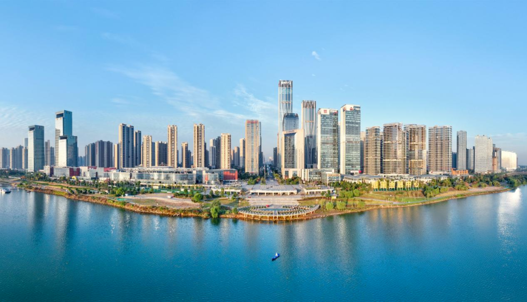 長沙濱江湖南金融中心.png