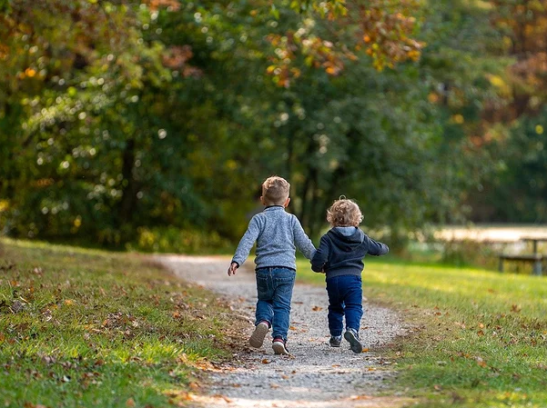 家庭教育中最大的“谎言”：把放任不管当做静待花开！