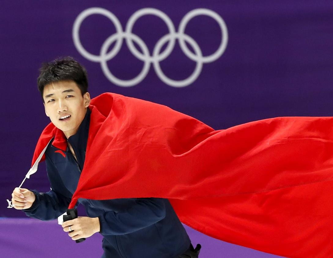 冬奥时间｜高亭宇速度滑冰男子500米破纪录夺冠；赵丹获女子钢架雪车第9名；中国女子冰壶队战胜瑞典队，拿下首胜