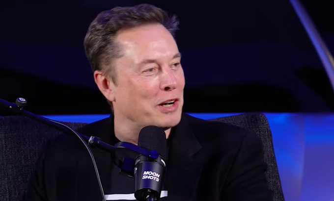 马斯克：AI与机器人不可阻挡，2026年中国将在算力上碾压世界