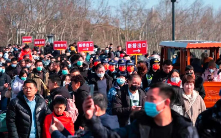 上海日薪招聘伴游_上海伴游招聘_上海伴游招聘50万月薪