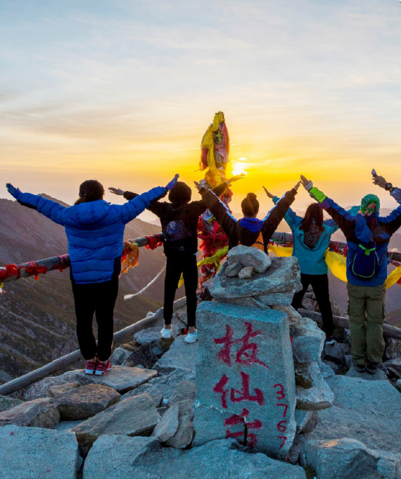 太白山国家森林公园旅游攻略_太白山在哪_太白山旅游攻略