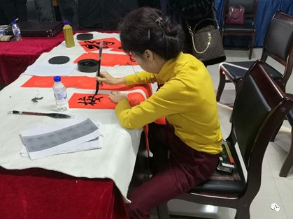 镜湖街道迎春送福书画笔会—— 镜湖街道迎春送福书画笔会——