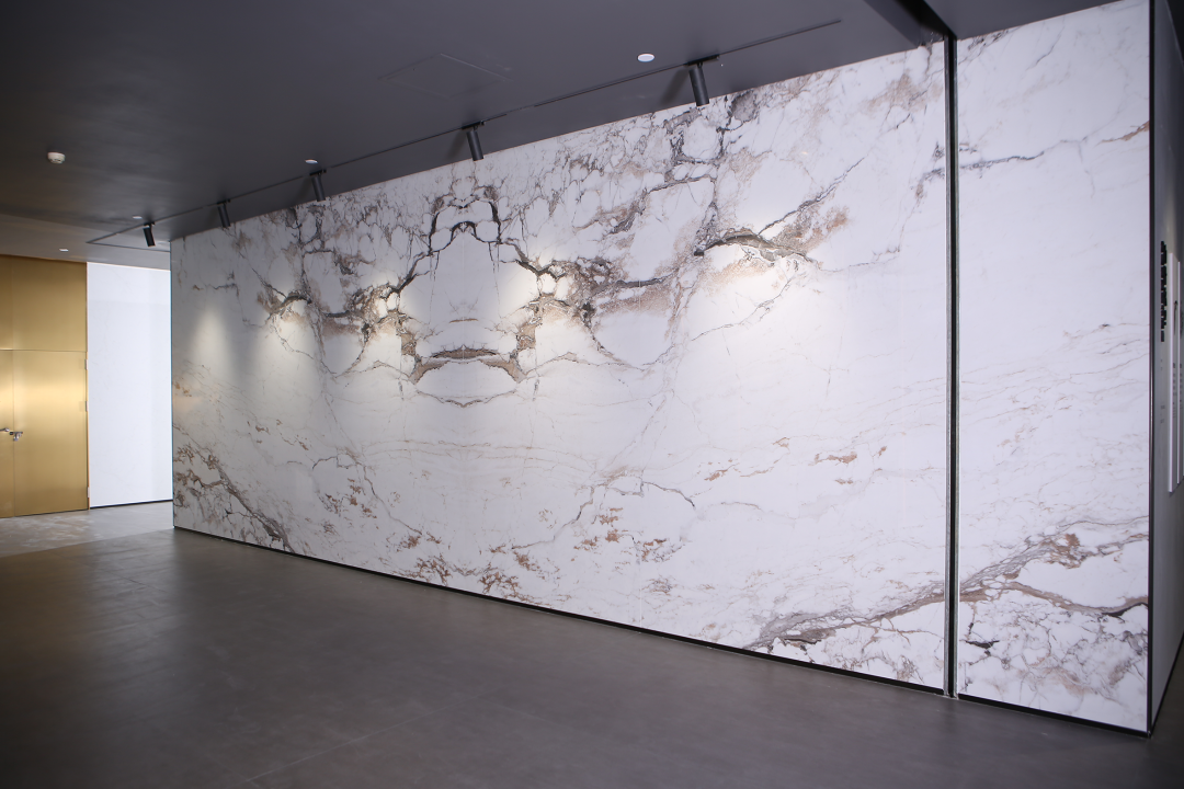 金意陶岩板新品——傲雪寒梅不惟广东,在新的消费趋势迭代下,江西