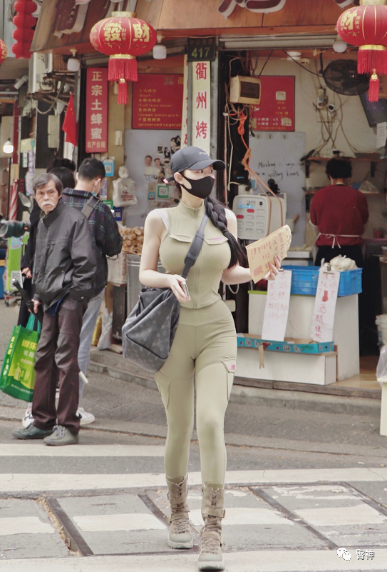 【美女】00后重庆妹子近照曝光，性感爆棚（组图） - 17