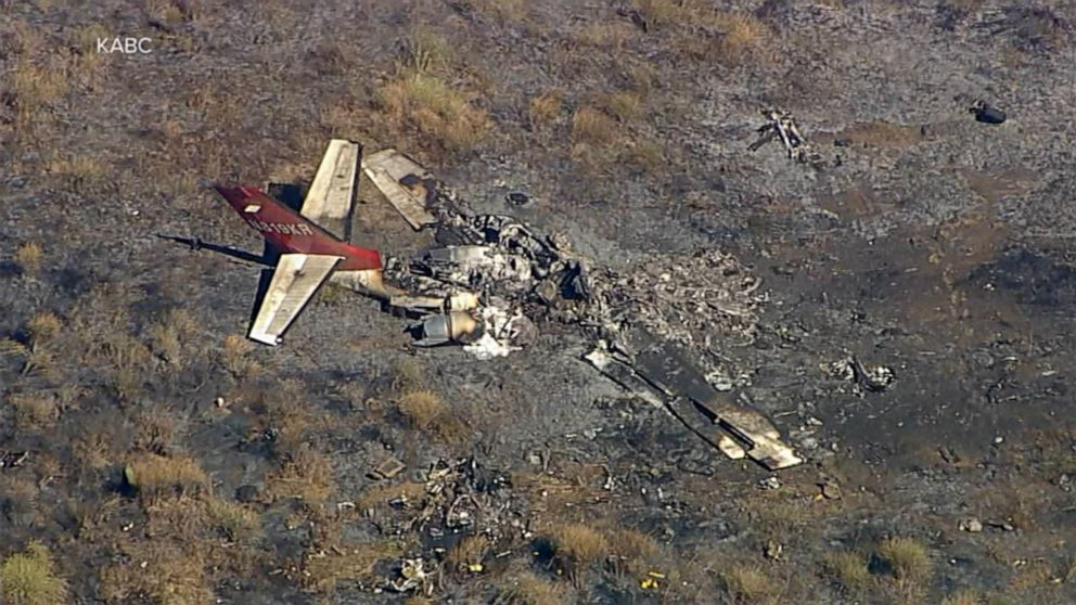 美国南加州发生小型飞机坠毁事故，造成6人死亡