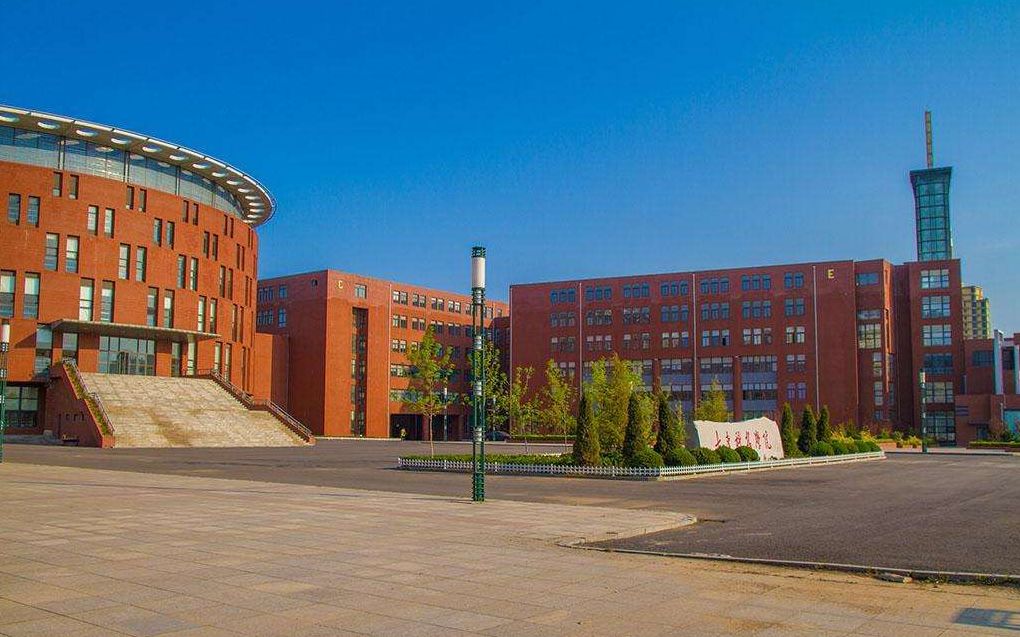 7.铁路学校-大连交通大学,原大连铁道学院,由铁道部划归辽宁省;6.