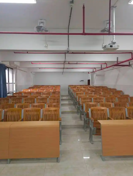 屏幕截图 2025-12-13 203245.png