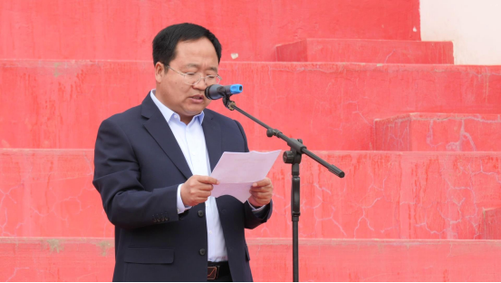 李靖明,靖边二中校长拓振奋,靖边四中校长吴治强,靖边六中校长张文