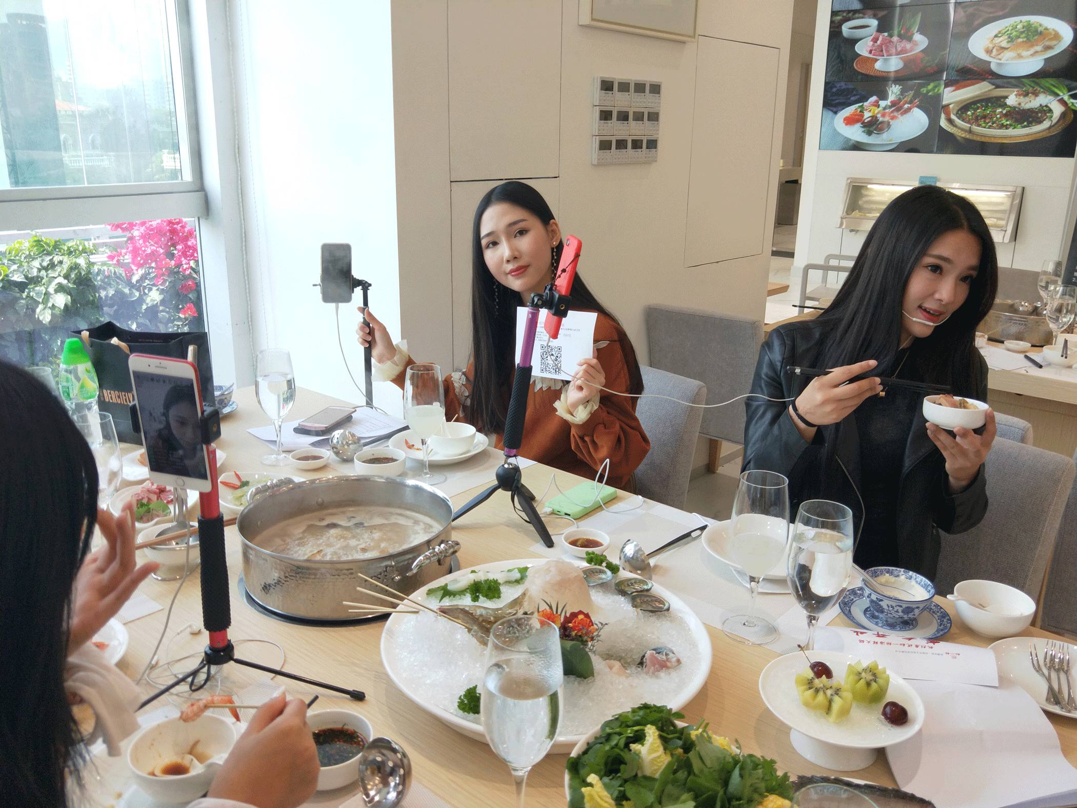 成都辣味美食交流组,上周末香蜜湖沸腾了,刷爆朋友圈的高端品质海鲜