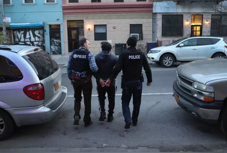 ����������4,000�й����к��������飬�����λ�ǲ����