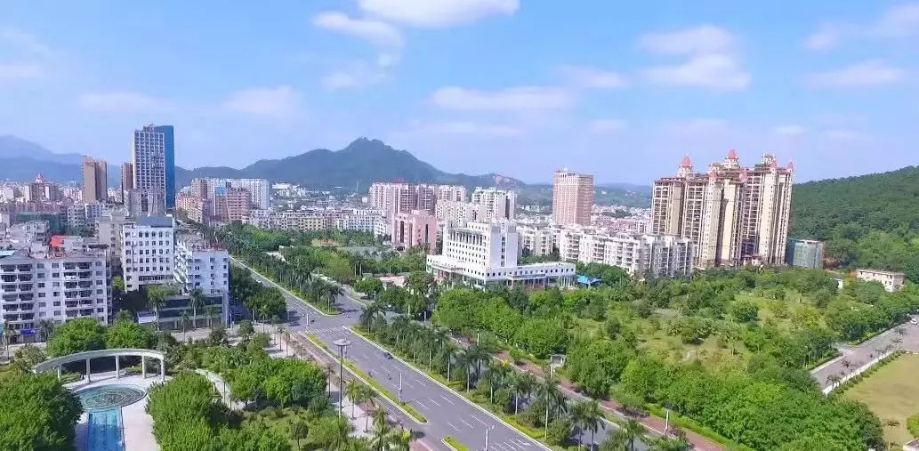 根据规划,未来的贞山新城将有市一级文化中心(文化活动中心,图书馆