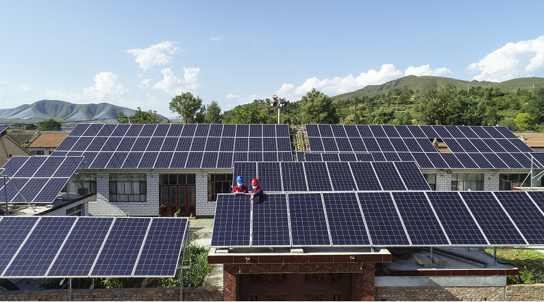 保變電氣助力國內(nèi)首臺10千伏SEN結(jié)構(gòu)調(diào)壓調(diào)相變壓器在河北保定阜平縣投入運行的圖1